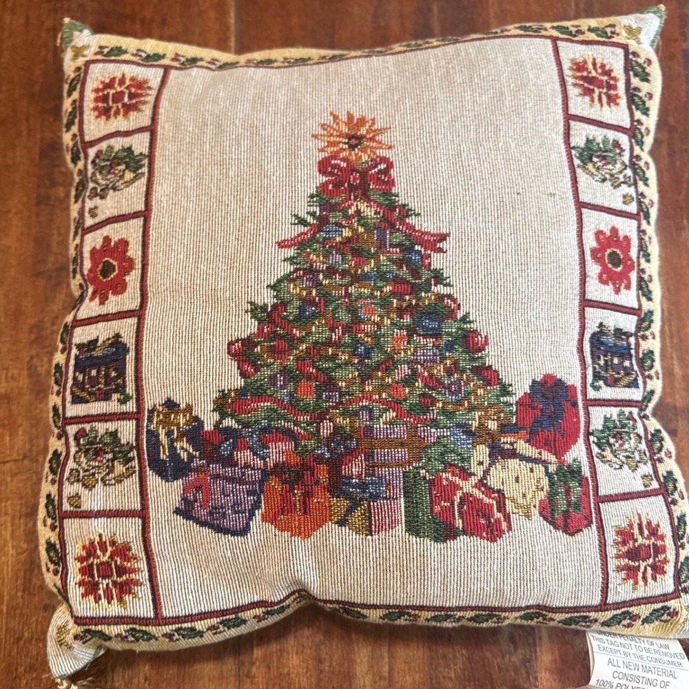 Homerbest Christmas Tree Tapestry Throw Pillow Gold Tassels 16x16 Holiday Decor